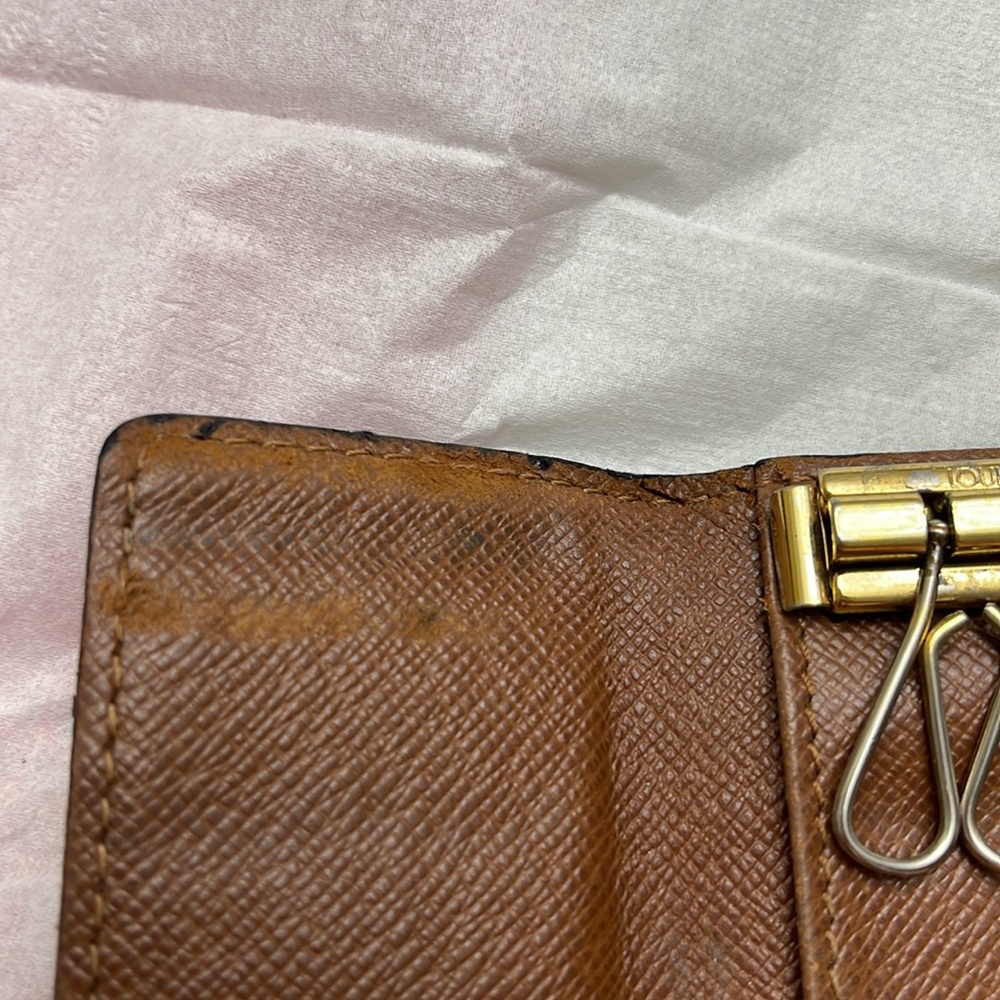 Louis Vuitton 4 Multicles Key case - Picture 4 of 6